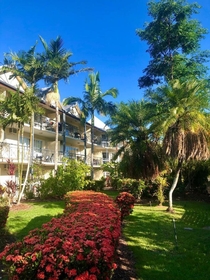 Cairns Queenslander Hotel & Apartments Exterior photo